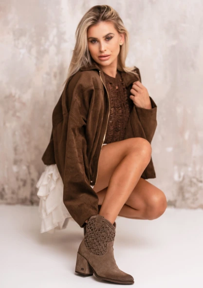 Schokobraune Ankle Boots: Der Hit der Saison 2025